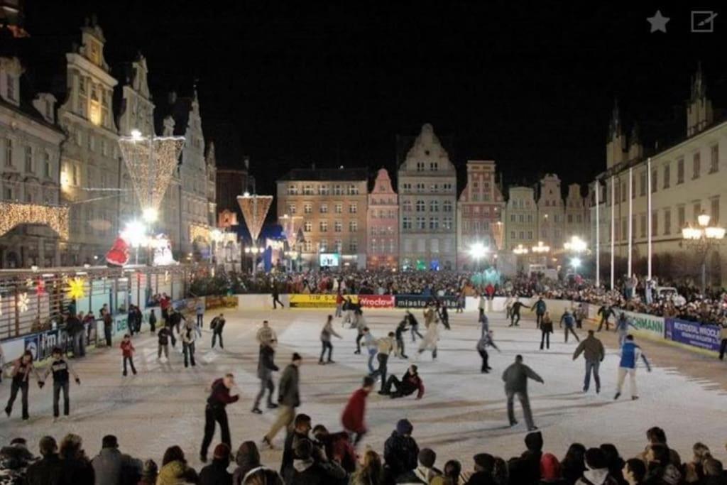 Rynek Pod Fredra Apartment Wrocław Exterior foto