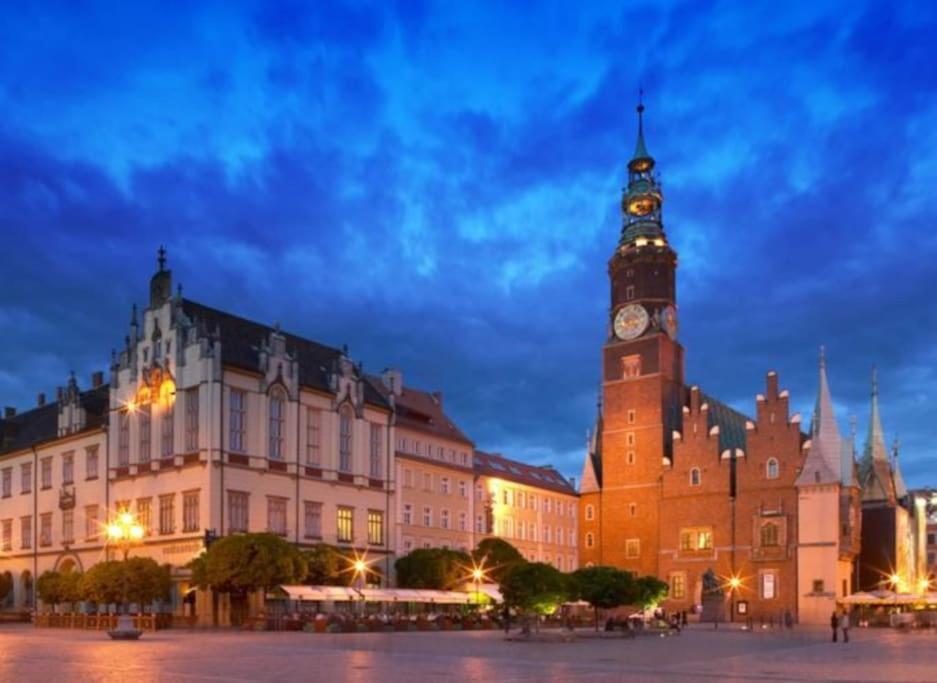 Rynek Pod Fredra Apartment Wrocław Exterior foto